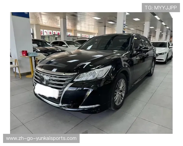 17年皇冠 2.0T 运动版,东莞牌白色,3万公里,仅售16.98万!